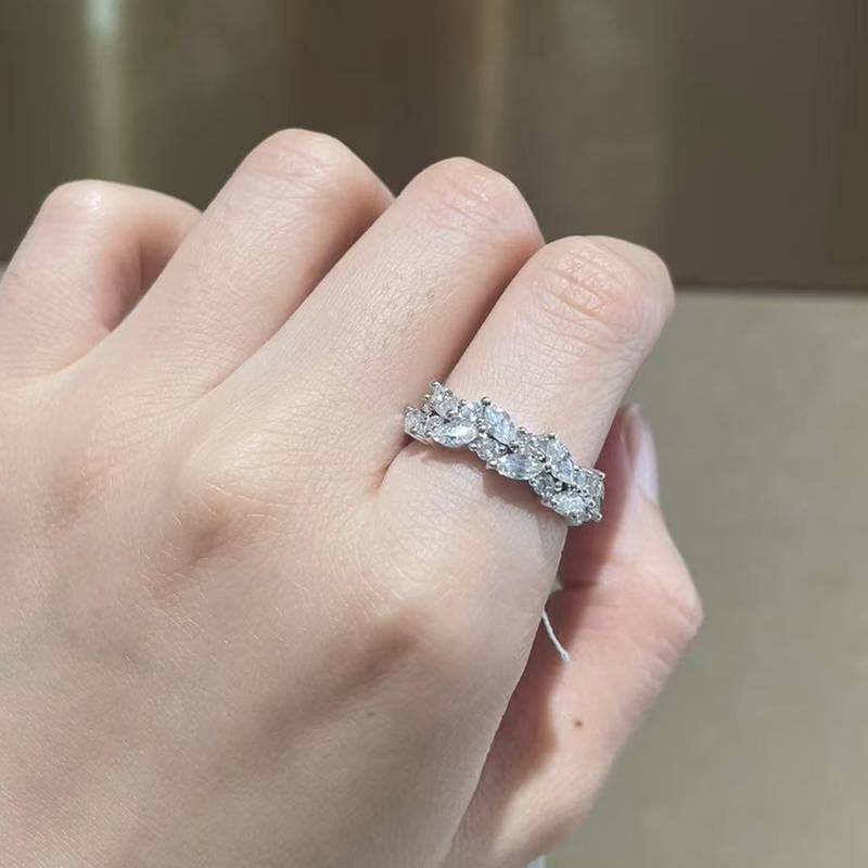 马眼钻排戒S925银镀白金Women's Ring定制选款副石Moissanite1.92ct